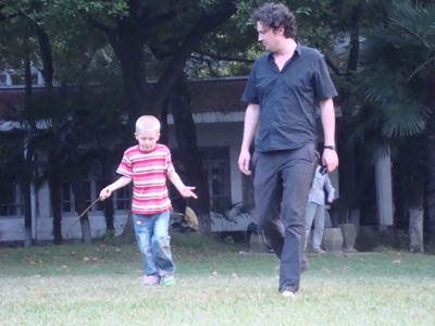 Explaning in English